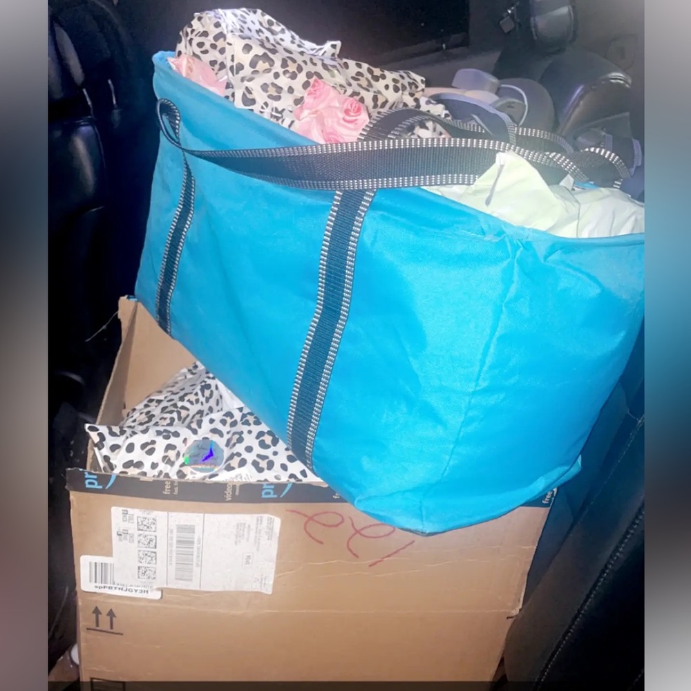 🎉 - Picture 13 of 16